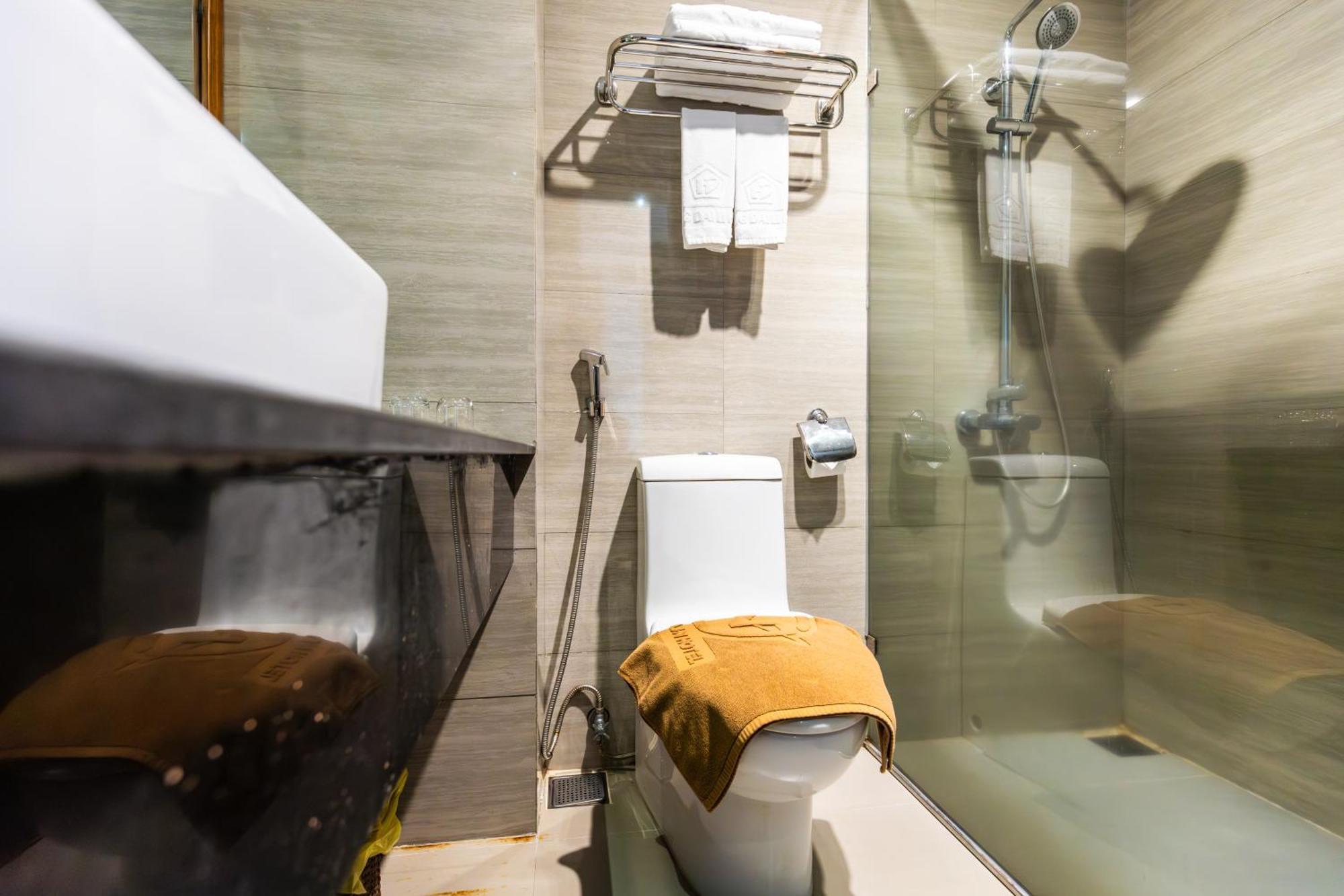 Golden Sun Apartment By New Sky Travel Da Nang Luaran gambar